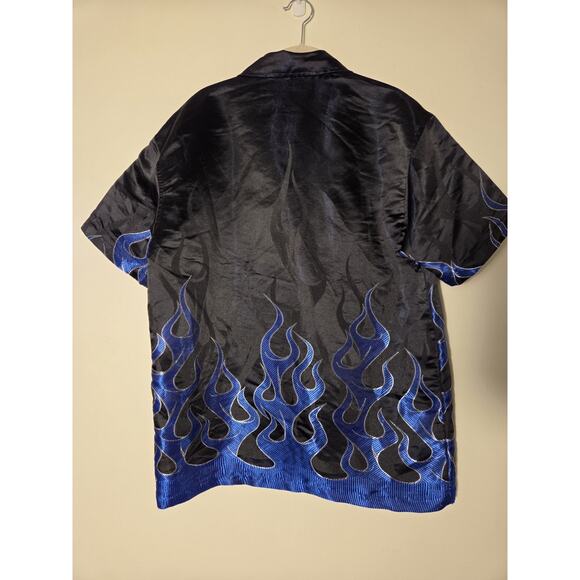 In Pain Shirt Mens M Black W Blue Flames 90S Y2K Emo Goth Punk Short Sleeve - Picture 3 of 7